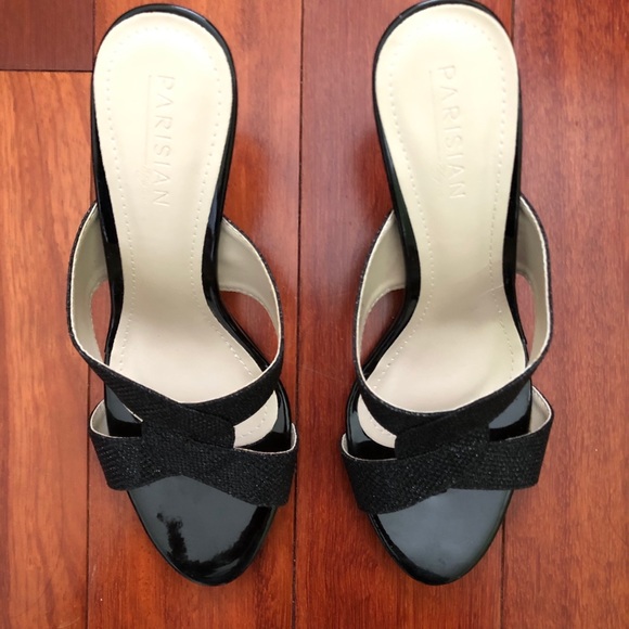 Cross strap heels - Picture 2 of 3